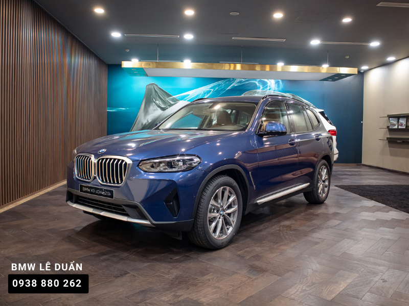 BMW X3 màu Xanh đậm