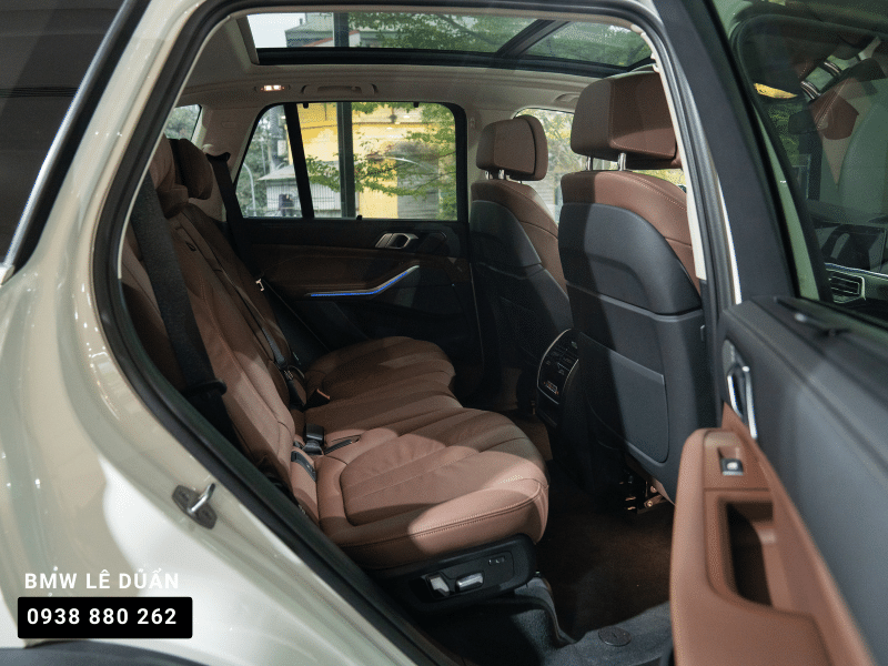 Hàng ghế sau BMW X5 2023 Hàng ghế sau BMW X5 2023