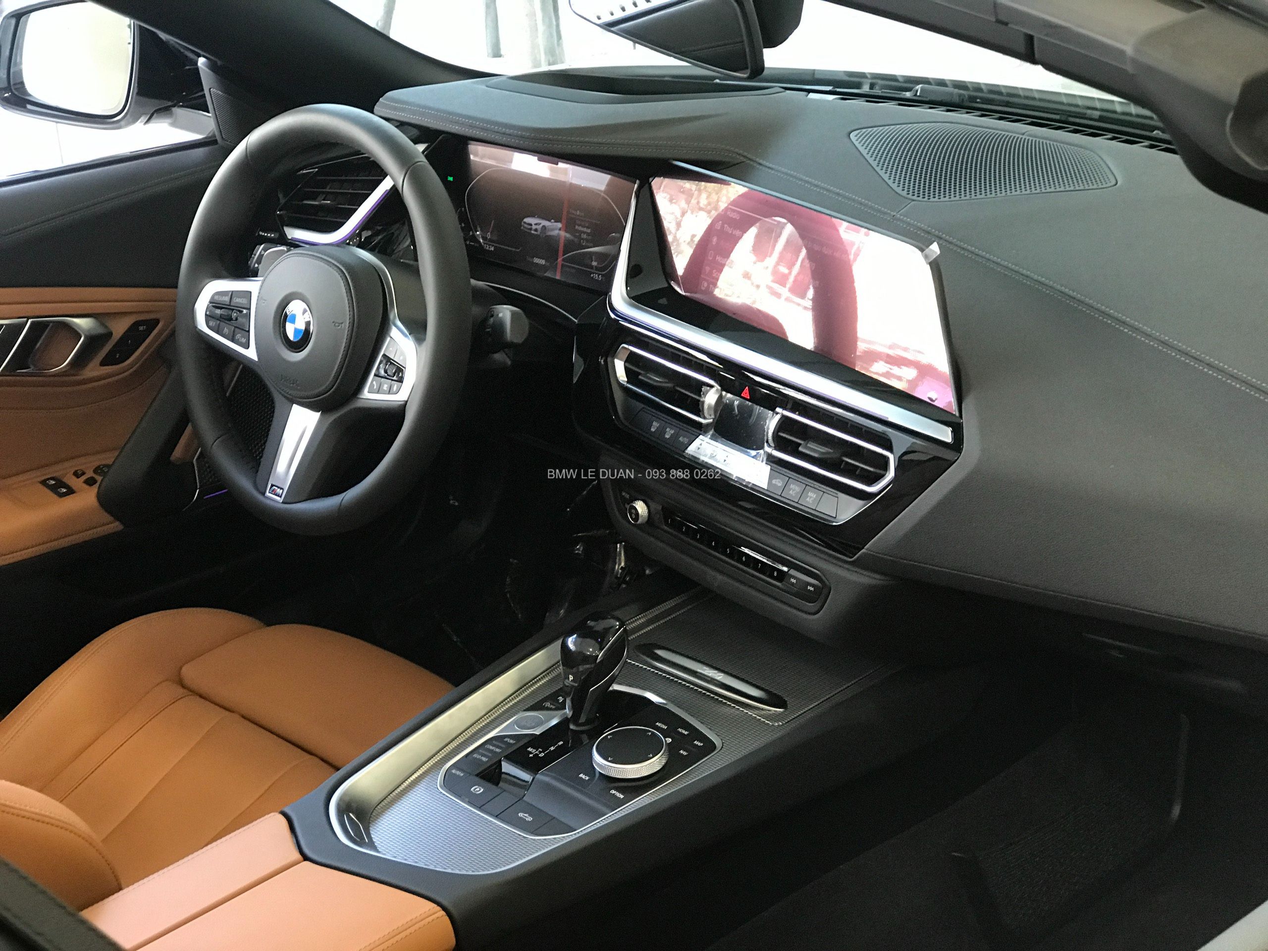 Khoang lái BMW Z4 2022