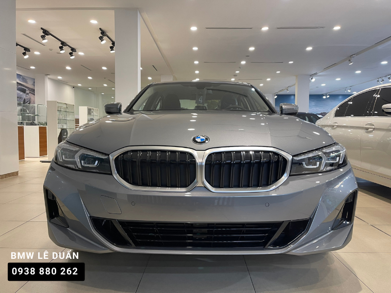 Đầu xe BMW 320i Sport Line LCI